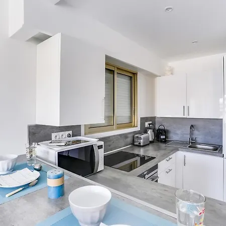 Upstays - Renovated Apartment - Terrace - Ac - Wifi Lägenhet Cannes