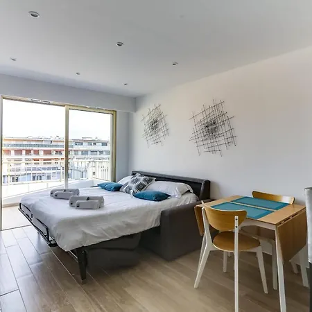 Upstays Croisette Terrace 35m2 Cannes